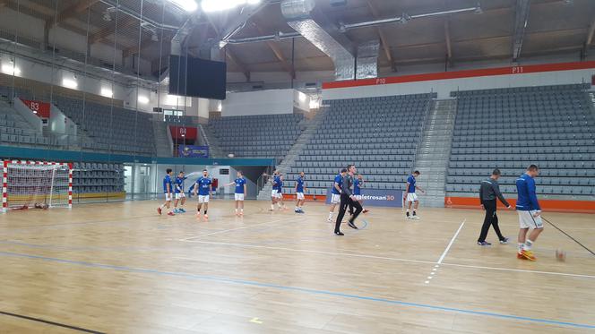 Piłkarze ręczni Grupy Azoty Tarnów trenują już pod okiem nowego trenera Patrika Liljestranda