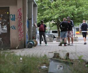 Najniebezpieczniejsze ulice z Warszawie. Mieszkańcy omijają je szerokim łukiem. „Nie zapuszczajcie się tam sami!”