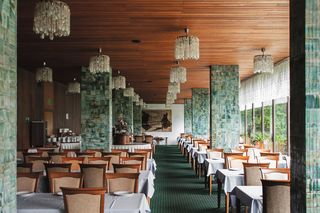 Od luksusu politycznego do kapitalistycznego. To określenie przez długie lata definiowało coś wytęsknionego, mitycznego, nieosiągalnego