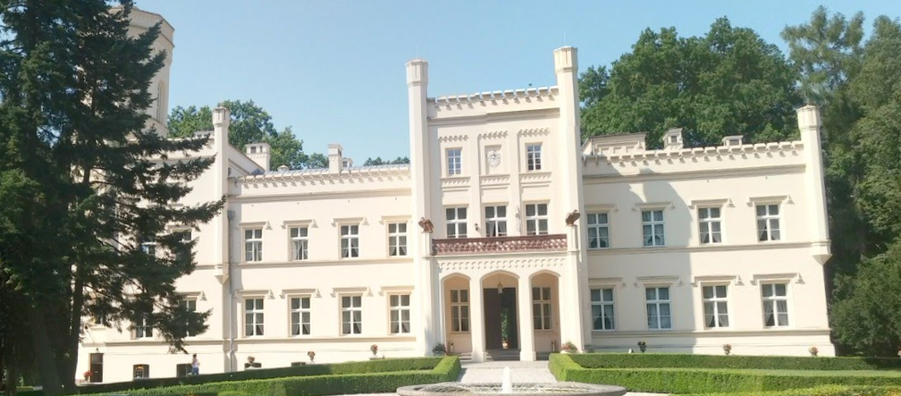 Pałac Mierzęcin