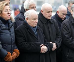   Obchody miesięcznicy smoleńskiej w Warszawie