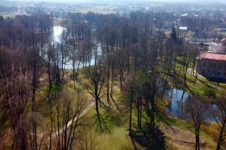 Pałac w Mysłakowicach. Dawna rezydencja królów pruskich, dziś najdroższa na Dolnym Śląsku