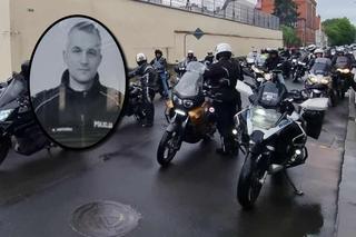 Głośny ryk silników w hołdzie zmarłemu policjantowi. Motocykliści pożegnali Rafała Fortuńskiego