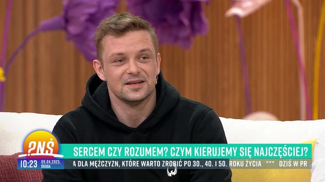 Gwiazdor "Barw szczęścia" zdjął spodnie w "Pytaniu na śniadanie"