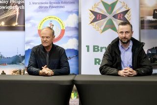 Tusk i Kosiniak-Kamysz na poligonie. Pierwsze strzelanie bojowe z systemu Wisła