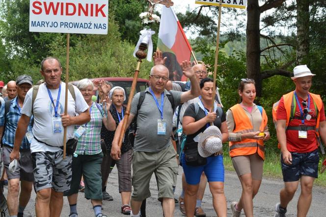 Siódmy dzień Lubelskiej Pieszej Pielgrzymki na Jasną Górę 2024