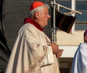 Włochy: kard. Krajewski otworzył nową pralnię dla bezdomnych