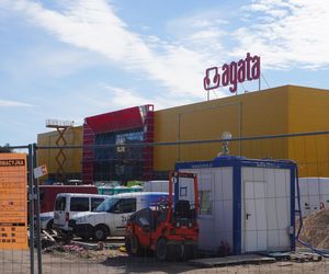 To pierwszy salon tej marki w Olsztynie. Postępują prace na budowie. Kiedy otwarcie?