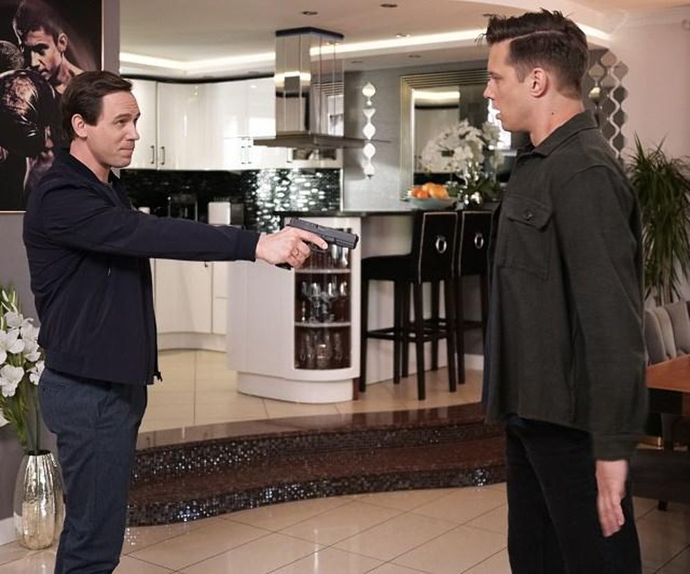 Pierwsza miłość, odcinek 3869: Reterski zastrzeli Piotrka w swoim domu? Ukochany Melki zginie na miejscu? - ZDJĘCIA