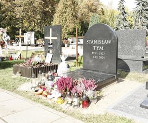 Tak wygląda grób Stanisława Tyma