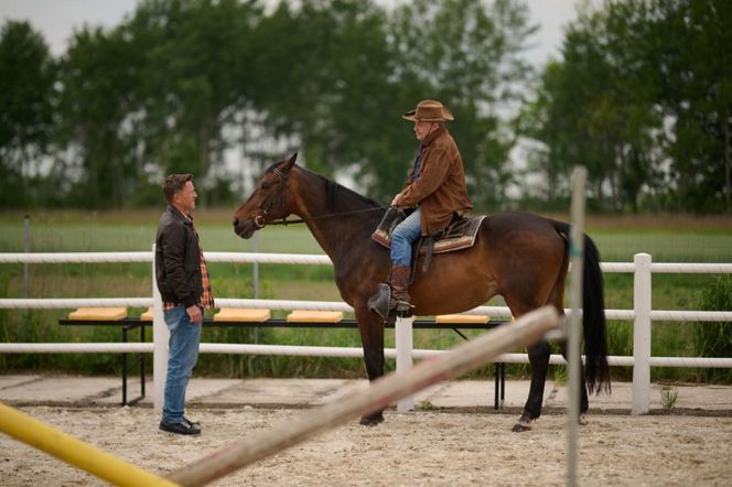 Na Wspólnej odc. 4073. Wojtek (Wojciech Błach), Juliusz (Daniel Olbrychski)