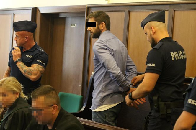 Sąd ogłosił wyrok za zamordowanie Marka D. Marcin Z. odciął mu głowę i próbował podpalić. Były policjant skazany na 30 lat