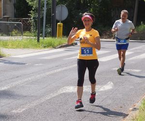 Seniorzy w Bydgoszczy pokazali moc! Blisko setka na starcie pierwszego Biegu Seniora