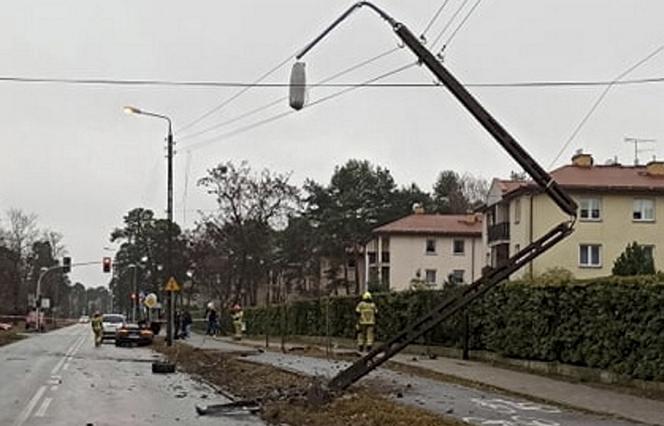 Syn kierowcy rajdowego roztrzaskał McLarena za 1,5 mln złotych w Otwocku