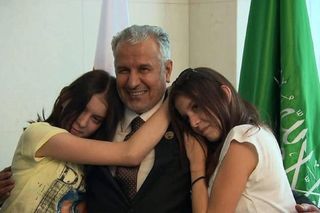 Tak dziś wyglądają bliźniaczki syjamskie z Janikowa. 21 lat temu historią ich rozdzielenia żyła cała Polska