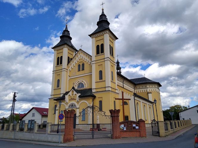 Parafia Świętej Trójcy w Głogowie Małopolskim unfundowana w 1606 r.