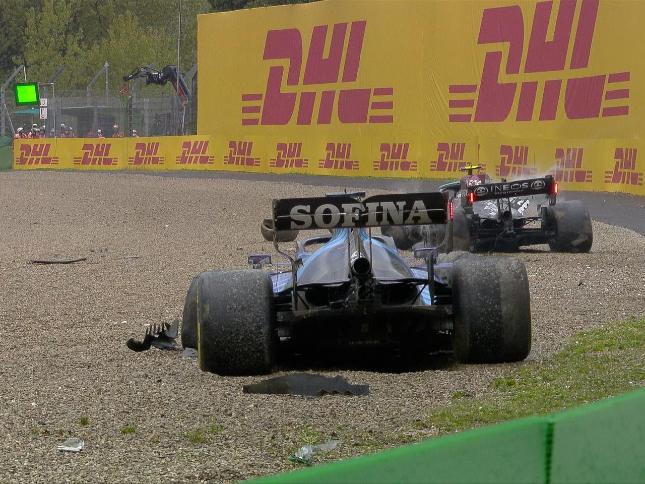 GP Imola: Ogromna kraksa! Wściekły Russell uderzył kierowcę Mercedesa [WIDEO]