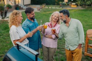 Oto napój, który podbija serca Polaków. Milion sztuk dziennie wypiera alkohol ze sklepów