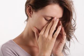 Zatkany nos – 13 możliwych przyczyn i sposoby leczenia