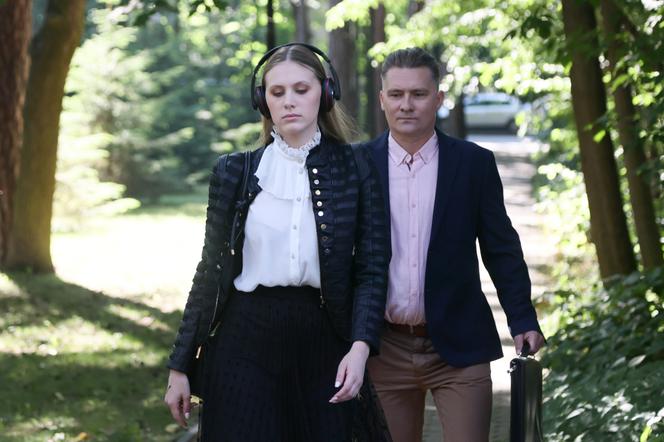 Na Wspólnej odc. 3526. Daria (Patrycja Topajew), Tomasz Adamski (Tomasz Piątkowski)