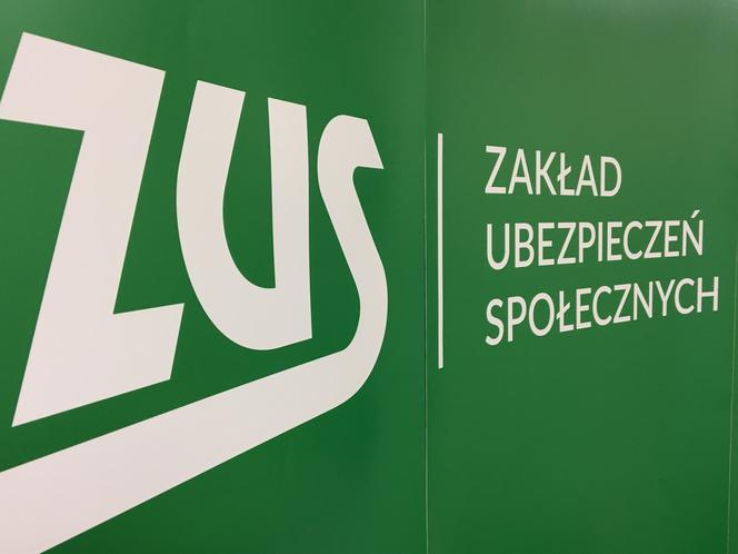 Pierwsze wypłaty już w maju. Ukraińcy złożyli na Podkarpaciu 9,5 tys. wniosków o „500 plus”