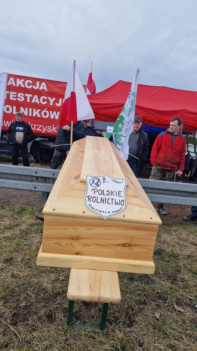 Protest rolników w zielonym miasteczku w Nagłowicach