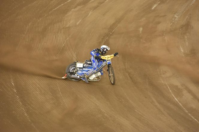 PRES Grupa Deweloperska Toruń - Bayersystem GKM Grudziądz, zdjęcia Motoareny. Fotorelacja z trybun i toru