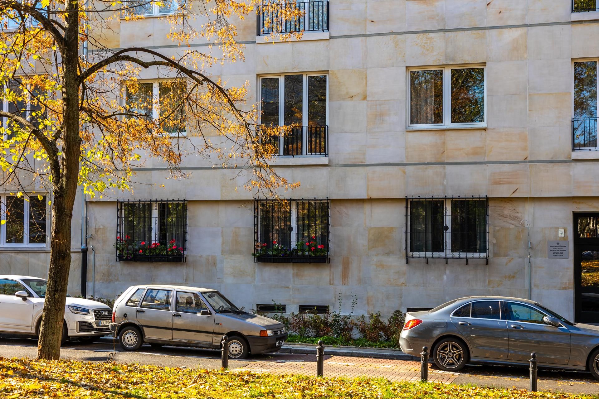 Kamienica na ul. Konopnickiej 5 w Warszawie