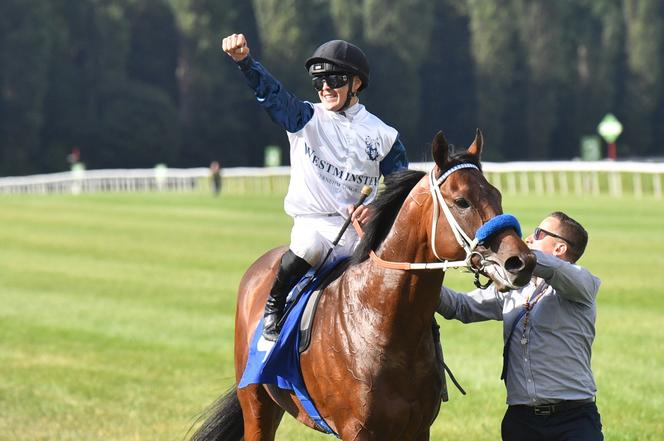 WYŚCIGI KONNE GALA DERBY