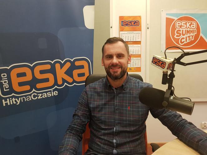 Jacek Smółka - kierownik biblioteki multimedialnej „Planeta 11” w Olsztynie.