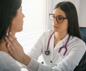 Powiększone węzły chłonne na szyi - nie ignoruj tego objawu