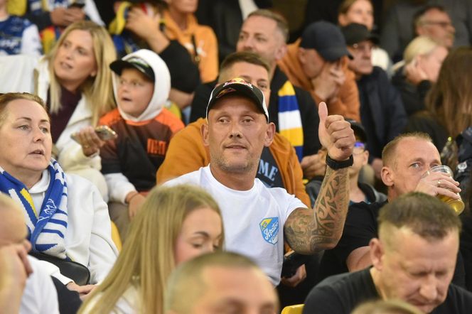 PRES Grupa Deweloperska Toruń - Betard Sparta Wrocław. Zdjęcia kibiców i zawodników z półfinału PGE Ekstraligi na Motoarenie