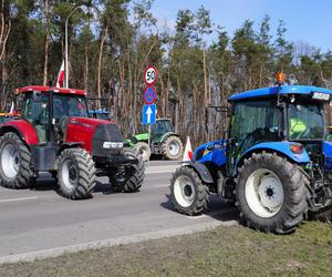 Protest rolników 21 marca na węźle Tatary w Lublinie