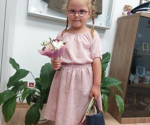 Pięcioletnia Lenka została superbohaterką! Za postawę podziękowały jej lokalne władze [ZDJĘCIA]