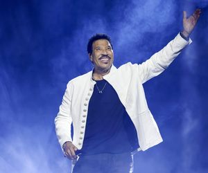 Lionel Richie wystąpi Atlas Arenie. Co zaśpiewa? Najważniejsze informacje, support, zmiany MPK