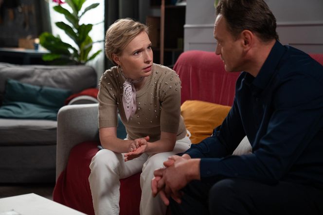 Barwy szczęścia odc. 3238. Robert Stefaniak (Paweł Ławrynowicz), Sonia (Weronika Nockowska)