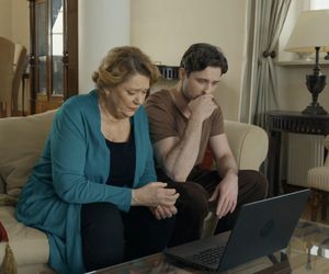 Barwy szczęścia odc. 3201. Józefina Rawiczowa (Elżbieta Jarosik), Cezary (Marcel Opaliński)