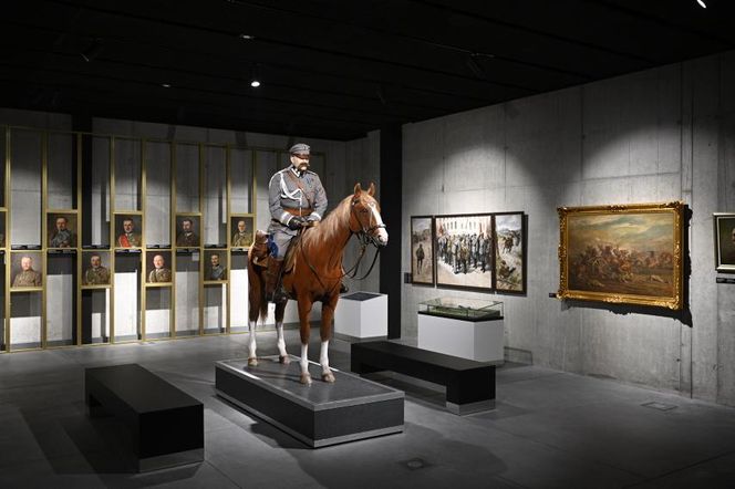 Muzeum Bitwy Warszawskiej. Pierwsze zdjęcia ze środka