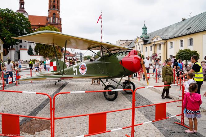 101. rocznica Bitwy o Białystok. Pokaz sprzętu i poczęstunek na Rynku Kościuszki [ZDJĘCIA]