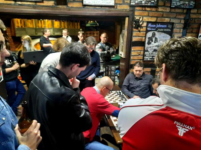 Szachiści w toruńskim Hard Rock Pubie Pamela to już tradycja