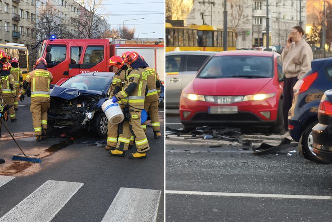 Warszawa. Dwa wypadki na skrzyżowaniu Grójeckiej i Wawelskiej. Autobus zderzył się z pojazdem wojskowym [ZDJĘCIA].