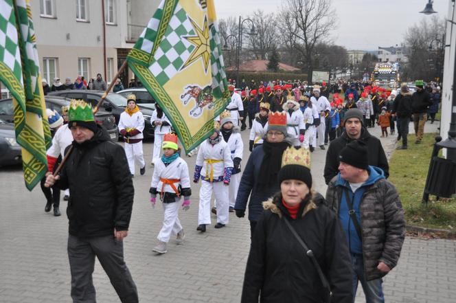 Orszak Trzech Króli 2023 w Skarżysku-Kamiennej