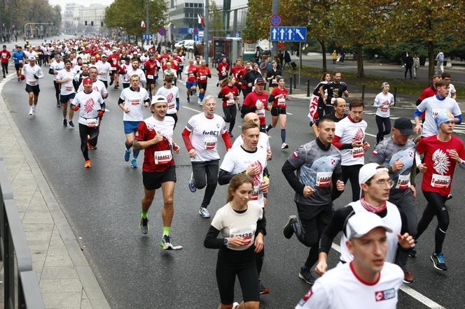 Bieg Niepodległości w Warszawie 2023 - ZDJĘCIA - galeria cz. 1