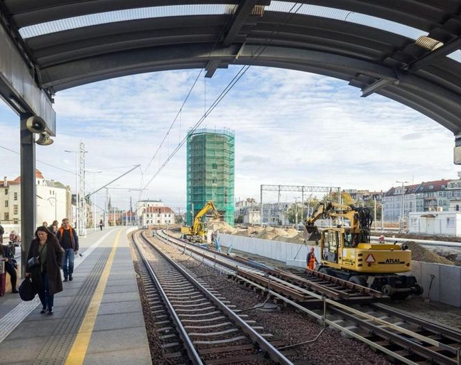 Wieża ciśnień, wiadukty i perony: modernizacja kolei w Katowicach