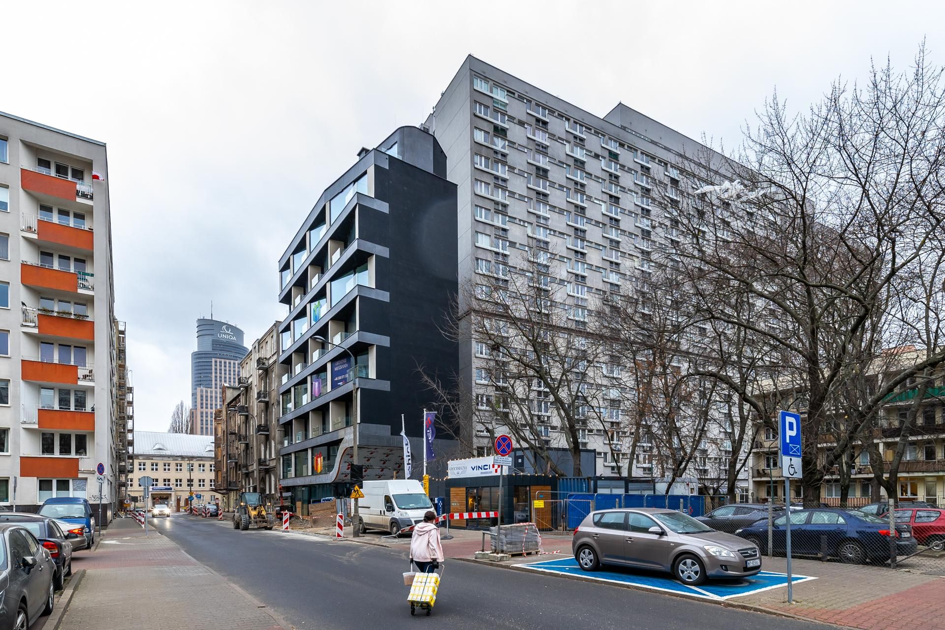 Apartamentowiec Krochmalna 44 w Warszawie