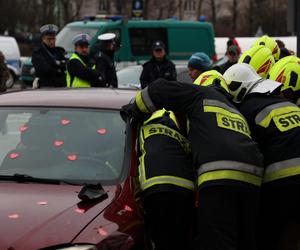 Inscenizacja wypadku, głaskanie alpak i koncerty. Tak gra Wielka Orkiestra Świątecznej Pomocy w Lublinie! 