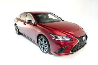 Lexus ES 300h F Sport