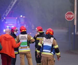 Milionowe straty po pożarze hali z hulajnogami elektrycznymi w Katowicach
