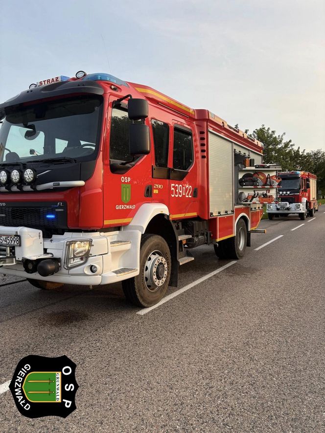  Zderzenie osobówki z motocyklem. Dwie osoby nie żyją