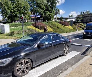 Strzelał do ludzi w Toruniu. Dziennikarz Marcin Lewicki jednym z poszkodowanych